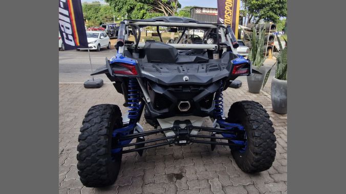 04 Maverick X3 Xrs