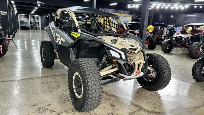 02 Maverick X3 Xrc