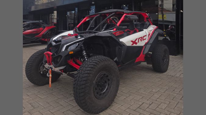 05 Maverick X3 Xrc