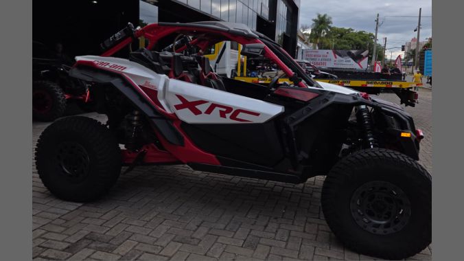 06 Maverick X3 Xrc