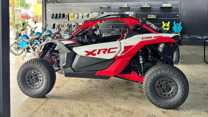 02 Maverick X3 Xrc