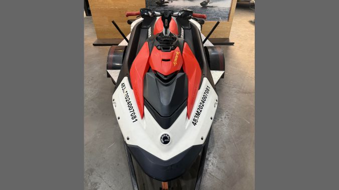 04 Sea Doo Spark Trixx 1 UP 2024