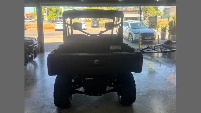 04 Can Am Defender DPS HD7 2025